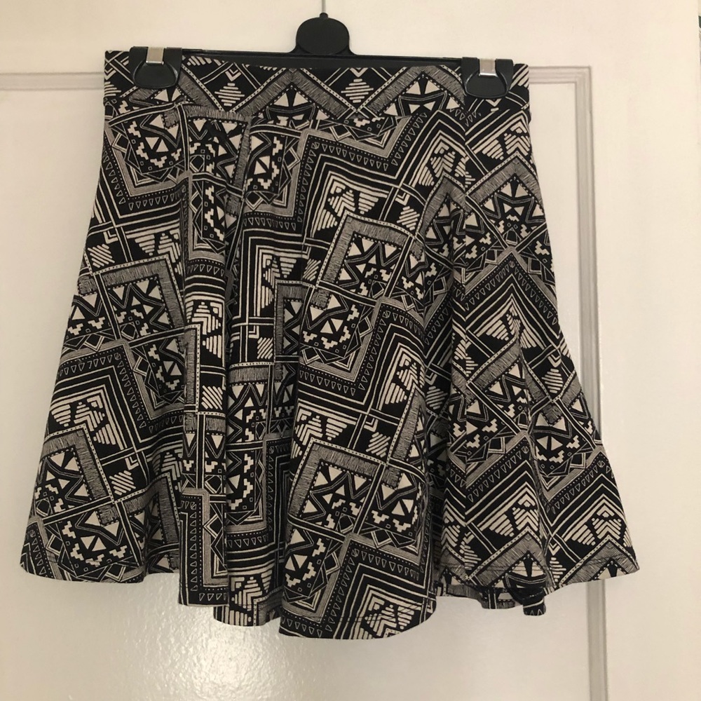 Victoria’s secret geometric skirt